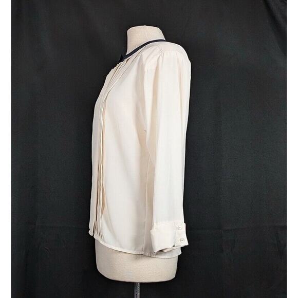 Vintage 90s Blouse Cream Navy Blue Pleated Office Top Misses Size 6 Talbots - Picture 3 of 8